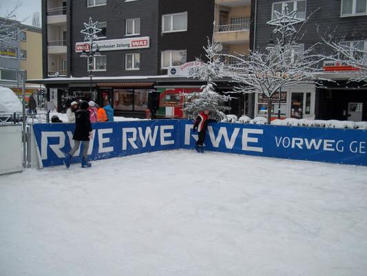weitere Eventmodule mieten & vermieten - 150 qm Eislaufbahn, Kunsteisbahn, Kunststoffeisbahn, mobile Eisbahn mieten in Neukirchen-Vluyn