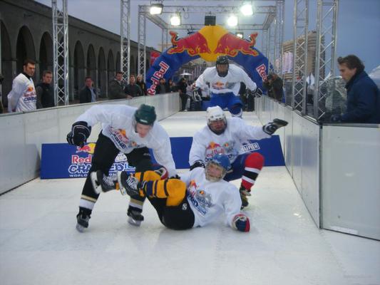 weitere Eventmodule mieten & vermieten - 150 qm Eislaufbahn, Kunsteisbahn, Kunststoffeisbahn, mobile Eisbahn mieten in Neukirchen-Vluyn