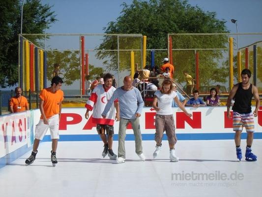 Großspielgeräte mieten & vermieten - Eisbahn 200 qm, mobile Eislaufbahn, Kunsteisbahn, Kunststoffeisbahn, Eisbahn mieten in Neukirchen-Vluyn