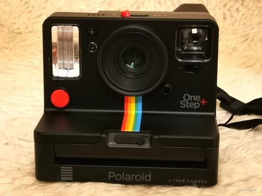 Fotokamera mieten & vermieten - Polaroid Sofortbildkamera One Step+ in Hamburg