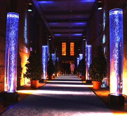 Wasserspiele mieten & vermieten - XXL LED-Wassersäule, 30cmX2m Sprudelsäule, Wassersäulen, Blubbersäulen in Krefeld
