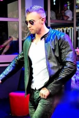 Walkact mieten & vermieten - Maikel - Nummernboy Wuppertal und NRW >> GoGos-buchen.net in Wuppertal