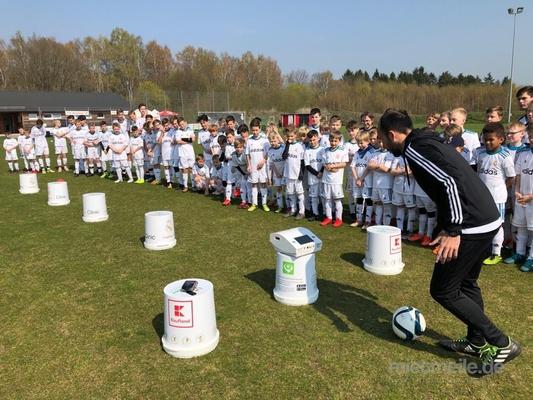 Fußball mieten & vermieten - Sportstation Superdribbler in Bremen