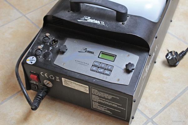 Nebelmaschine mieten & vermieten - Nebelmaschine Nebel Gerät für Dunst Fog Antari Z-1500 in Gröningen