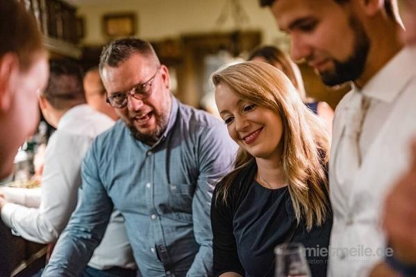 Magier & Zauberer mieten & vermieten - Magier Rene - Ihr Zauberer für beste Unterhaltung auf Ihrer Feier in Elsterwerda