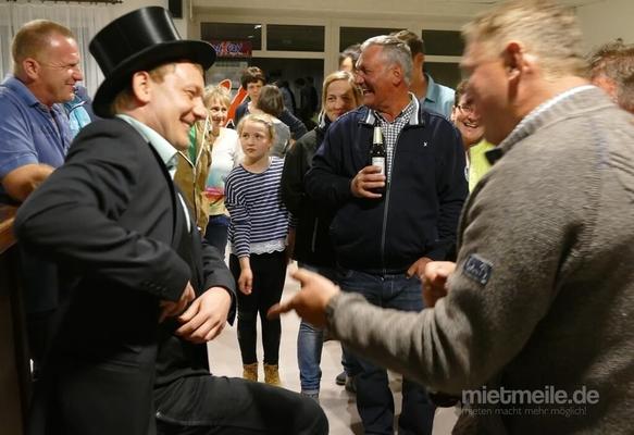 Magier & Zauberer mieten & vermieten - Magier Rene - Ihr Zauberer für beste Unterhaltung auf Ihrer Feier in Elsterwerda