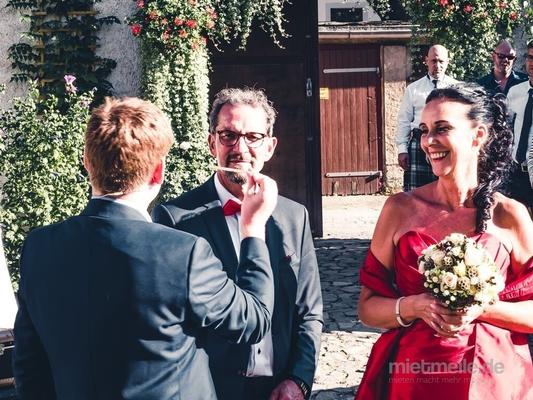 Magier & Zauberer mieten & vermieten - Magier Rene - Ihr Zauberer für beste Unterhaltung auf Ihrer Feier in Elsterwerda