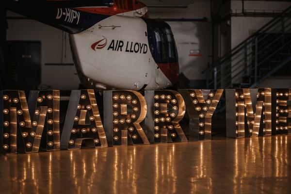 Leuchten & Lampen mieten & vermieten - Vintage Leuchtbuchstaben & Zahlen mieten – 70 cm & XXL (150 cm) – Das Highlight in Wuppertal