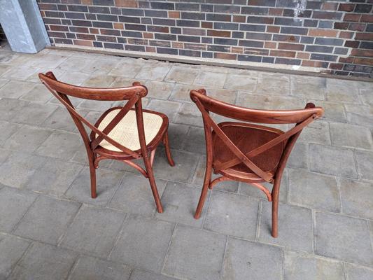 Stühle mieten & vermieten - Exklusiver Crossback Stuhl mieten – Rustikaler Holzstuhl für Vintage-Hochzeiten & Events in Wuppertal