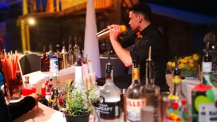 Catering mieten & vermieten - Cocktail-Catering / Mobile Cocktailbar in Leipzig