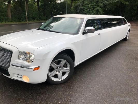 Limousinen mieten & vermieten - Stretchlimousine Köln mieten >> Limo4vips.de in Köln