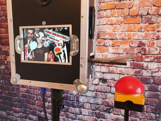 Fotobox mieten & vermieten - Fotobox zu vermieten! Hochzeit Party Feier Photobox mieten in Zwickau