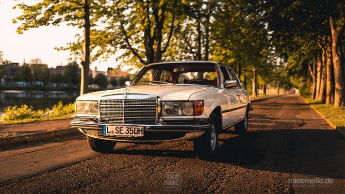 Oldtimer mieten & vermieten - Mercedes Benz W116 350SEL weiß, Leder rot, Limosine in Leipzig