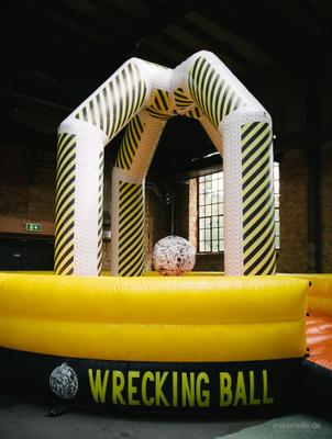 weitere Eventmodule mieten & vermieten - Wrecking Ball / Pendelball / Swing Off / Riesenpendel / Hüpfburg / Menschenkegel in Sankt Ingbert