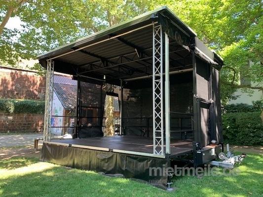 Bühne mieten & vermieten - Bühne mieten Mobil / Trailerbühne / Showbühne Typ: EcoStage 6+5m in Rodenbach