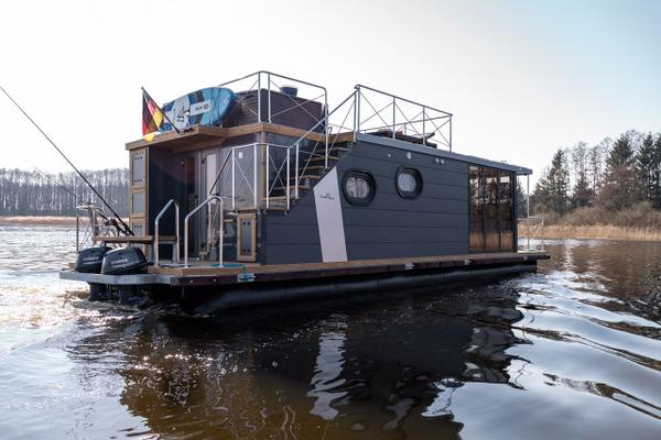Motorboote mieten & vermieten - my Seahouse Luxus Hausboote mieten auf der Mecklenburgischen Seenplatte! Führerscheinfrei! in Buchholz