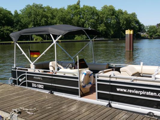 Junggesellenabschied mieten & vermieten - Junggesellenabschied, Geburtstagsparty für bis zu 23 Personen auf dem Partyboot/Partyfloß in Oberhausen