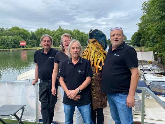 Junggesellenabschied mieten & vermieten - Junggesellenabschied, Geburtstagsparty für bis zu 23 Personen auf dem Partyboot/Partyfloß in Oberhausen