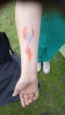 Kinderschminken mieten & vermieten - Kinderschminken, Glitzertattoos, Airbrushtattoos, Glitzerbar, Eventbausteine, Sandbildworkshop in Banzkow