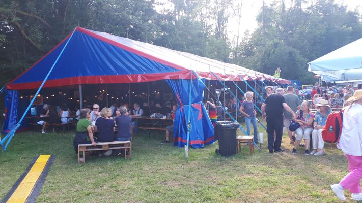 Partyzelte mieten & vermieten - Fest Zelt Verleih Hochzeit Festzelt Party Zirkuszelt Circuszelt in München