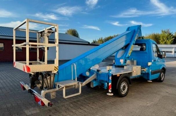 LKW Hebebühnen mieten & vermieten - Arbeitsbühne Hubsteiger Hebebühne Mieten Leihen 3,5t 22m in Wolfhagen