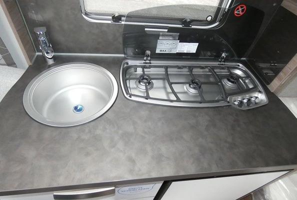 Wohnwagen mieten & vermieten - Knaus Sport 450 FU Silver Edition (4 Pers.) - sportlich modern in Oberasbach