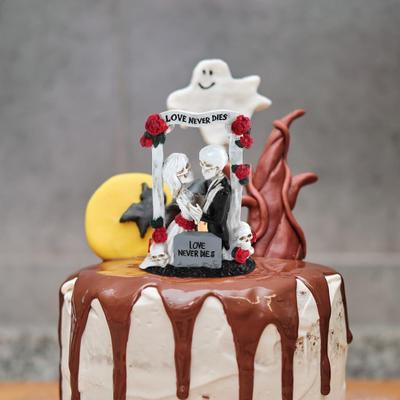 Dekofiguren mieten & vermieten - LOVE Never Dies 18 cm Brautpaar Liebespaar Tortendeko Hochzeitsschädel Kuchendeko Skelett in Elsdorf (Rheinland)