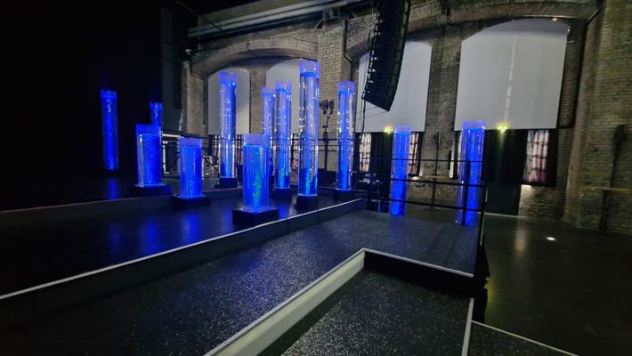 Leuchten & Lampen mieten & vermieten - XXL LED-Wassersäule, 20er Paket , 30cmX2m Sprudelsäule, Wassersäulen, Blubbersäulen in Krefeld