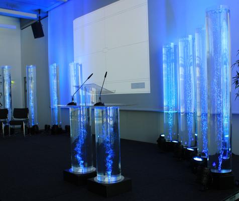 Bühnentechnik mieten & vermieten - **MIETPAKET** Rednerpult mit 6 XXL LED-Wassersäulen in Krefeld