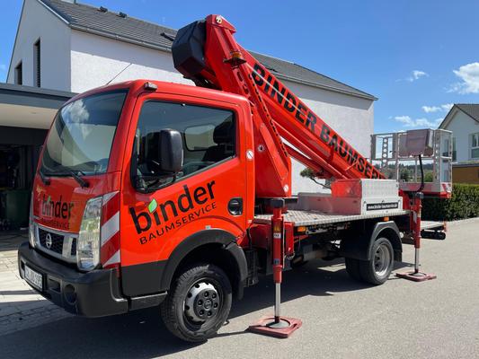 LKW Hebebühnen mieten & vermieten - Vermiete LKW Hubsteiger 27 Meter Höhe in Egenhausen