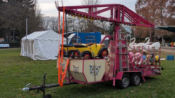 Karussell mieten & vermieten - Nostalgisches Hängekarussell in Nackenheim