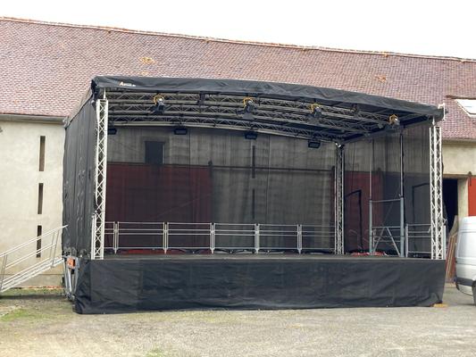 Bühne mieten & vermieten - Mobile Bühne OpenAir Stage 10x8m 10x6m 8x6m Trailerbühne (48m², 60m² & 80m²) Anhängerbühne Festival in Bautzen