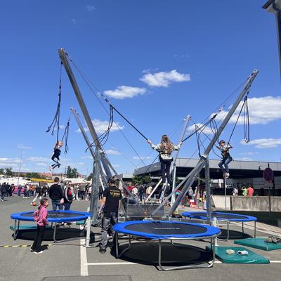 Trampoline mieten & vermieten - Großes 4er Bungee Trampolin in Münnerstadt