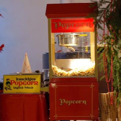 Verkaufsanhänger mieten & vermieten - FunFood Stand Popcorn Zuckerwatte gebr. Mandeln, inkl. 19% MwSt in Münnerstadt