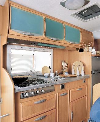 Wohnmobile mieten & vermieten - Wohnmobil Riviera 164 in Wadersloh