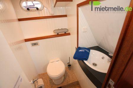 Motoryacht mieten & vermieten - Jetten 37 AC "La Onda" Boot / Motorboot / Yacht in Werder (Havel)