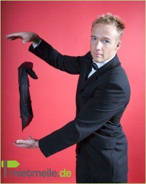 Magier & Zauberer mieten & vermieten - Comedy Zauberer Herr Schneider in Oberhausen