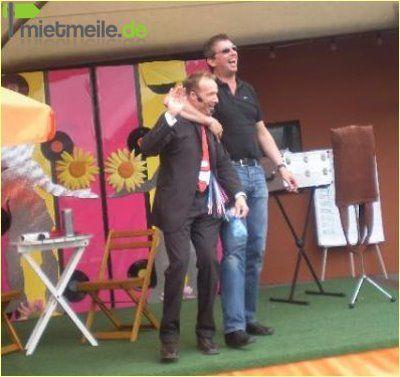 Magier & Zauberer mieten & vermieten - Comedy Zauberer Herr Schneider in Oberhausen