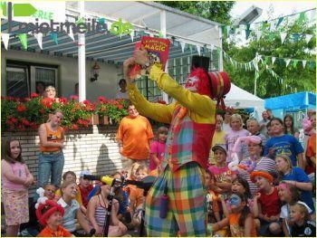 Clown mieten & vermieten - Kinderclown Zauberer Luftballon Show in Oberhausen