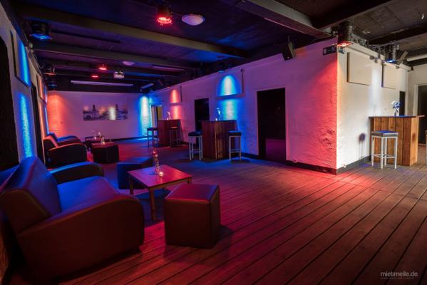 Partyräume mieten & vermieten - Clubeventlocation mit Sommergarten in Berlin Friedrichshain