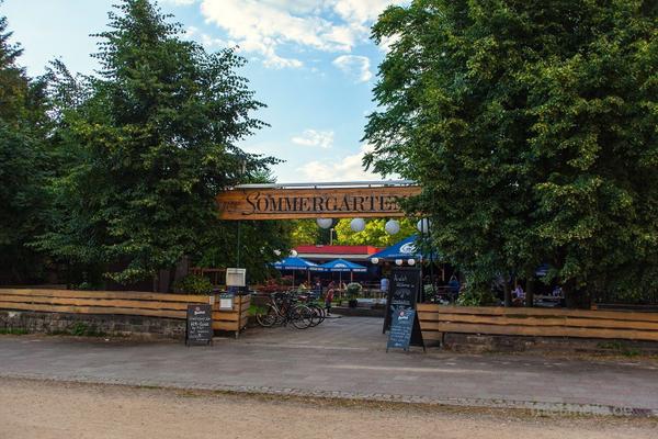 Partyräume mieten & vermieten - Clubeventlocation mit Sommergarten in Berlin Friedrichshain