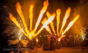 Feuershow mieten & vermieten - Feuershow Robaria mit Schlangen - Indoor in Gera