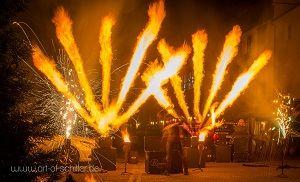 Feuershow mieten & vermieten - Feuershow Robaria mit Schlangen - Indoor in Gera