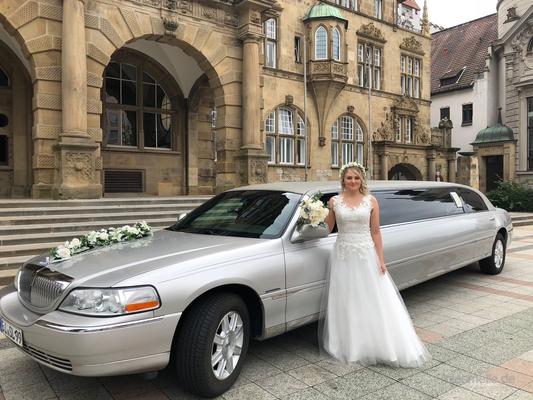 Limousinen mieten & vermieten - Stretchlimousine Bielefeld / Silver Line / Lincoln in Bielefeld