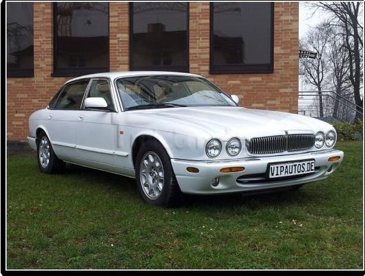 Limousinen mieten & vermieten - Jaguar xj 8 Sovereign , Youngtimer aus dem ehemailigen britischen Empire, Langversion, in perlmuttweiß in Hannover