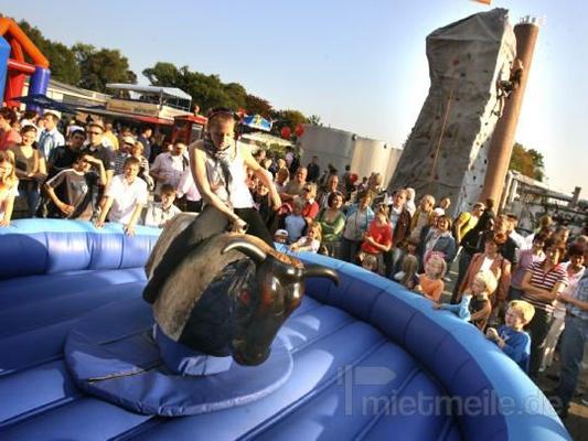 Bullriding mieten & vermieten - Bullriding inkl. 1 Techniker (6 Std.) in Augustdorf
