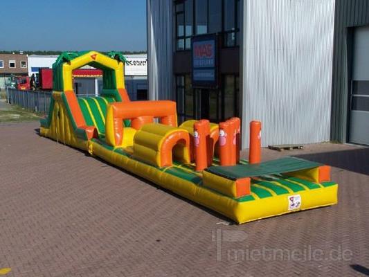 Hüpfburg mieten & vermieten - Hindernisbahn Jungle Run in Augustdorf