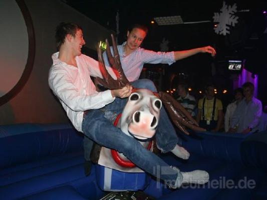 Bullriding mieten & vermieten - Rentier-Rodeo inkl. 1 Techniker (6 Std.) in Augustdorf