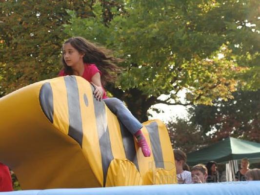 Bullriding mieten & vermieten - Rodeo Duck inkl. Techniker (6 Std.) in Augustdorf