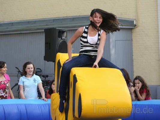 Bullriding mieten & vermieten - Rodeo Duck inkl. Techniker (6 Std.) in Augustdorf
